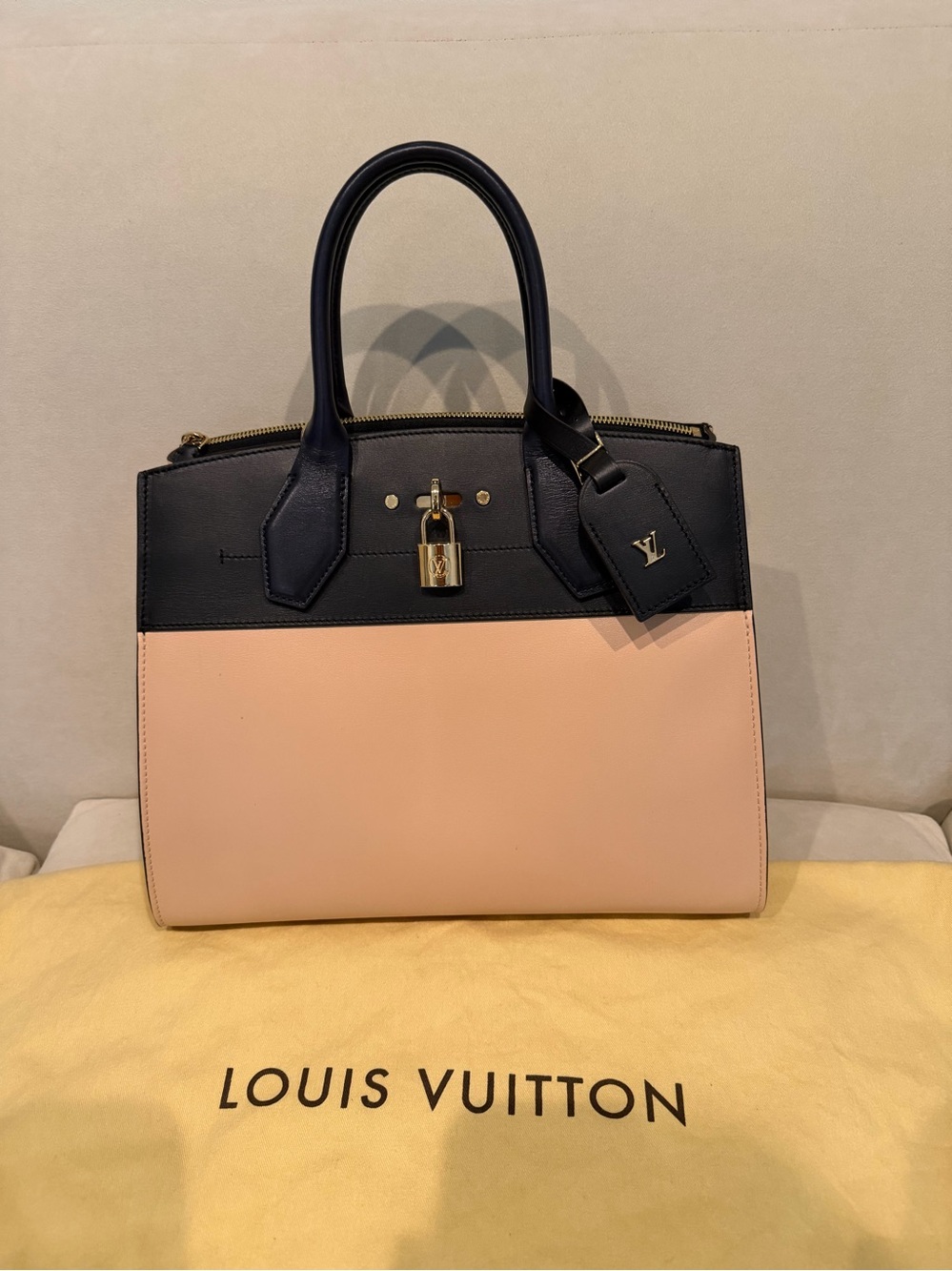 Louis Vuitton City Steamer MM Magnolia